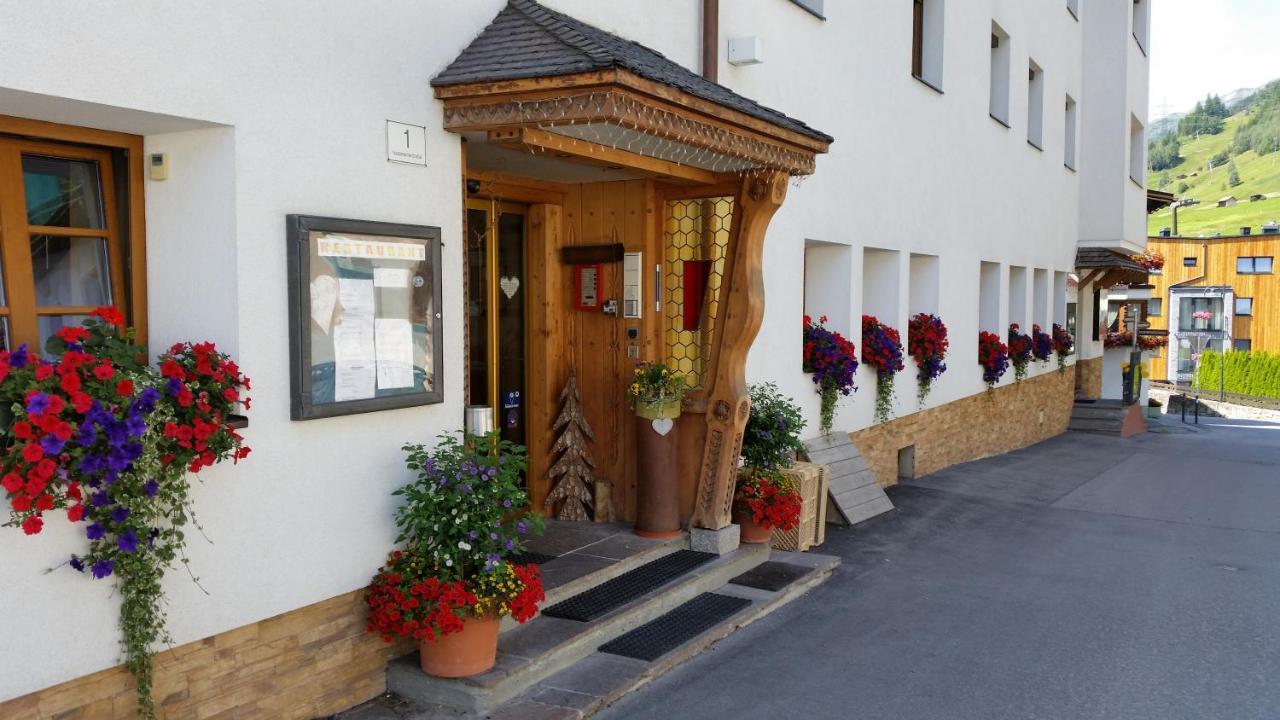 Hotel Nassereinerhof Sankt Anton am Arlberg Dış mekan fotoğraf